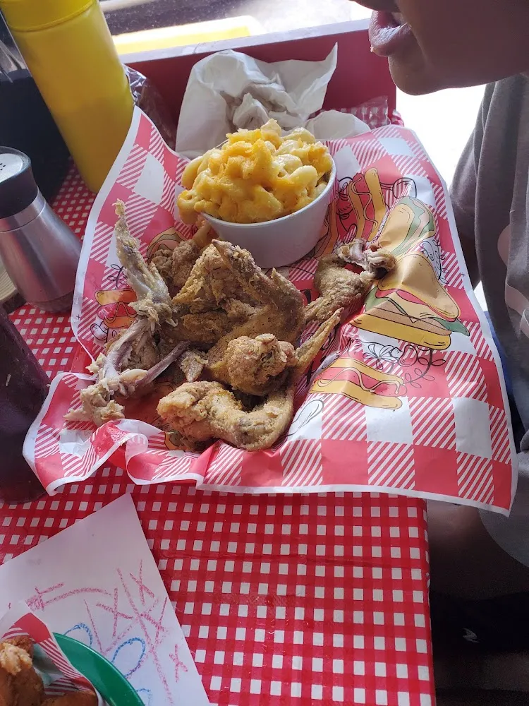 Wings Macaroni and Cheese